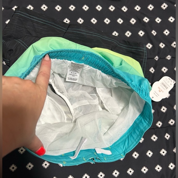 NWT- Kids Wonder Nation blue/black Swim Trunks w/ liner&pockets-size 14/16 - Picture 4 of 7